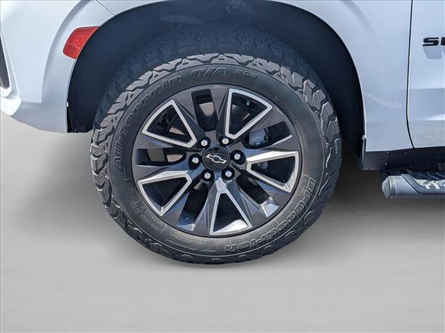 Used 2021 Chevrolet Suburban Z71 AWD/4WD image 15