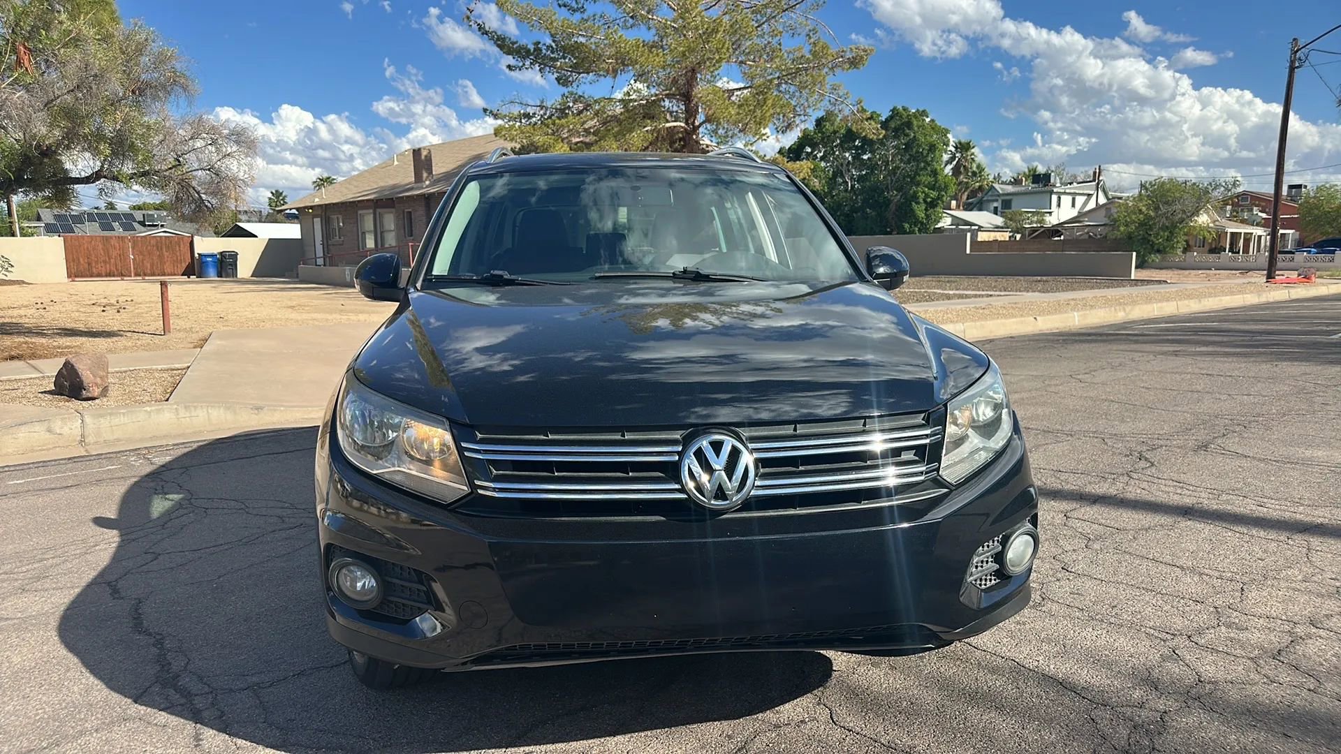 Used 2013 Volkswagen Tiguan SE image 23