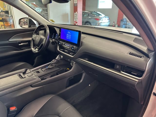 Certified 2024 Toyota Grand Highlander AWD image 16