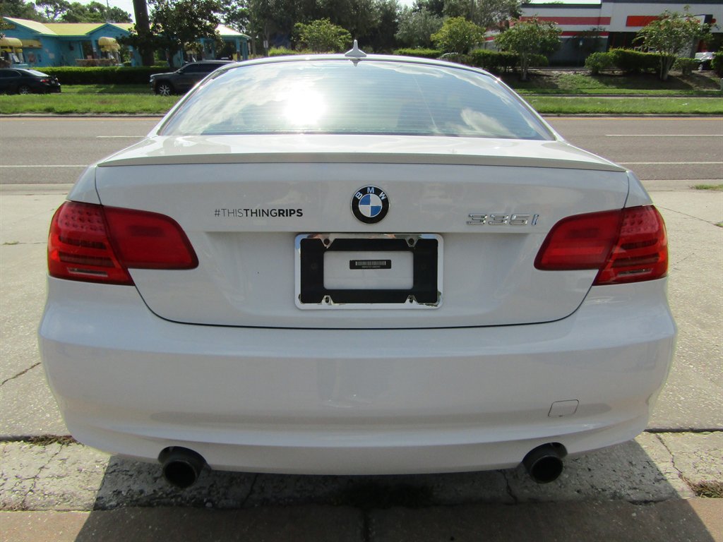 Used 2012 BMW 335i Coupe RWD image 3