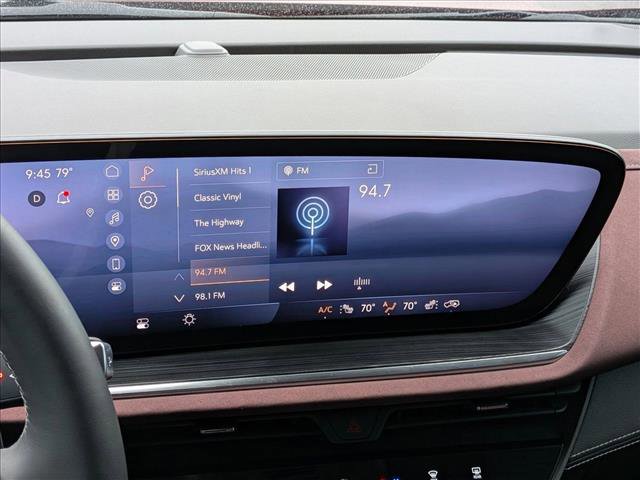 Used 2024 Buick Envision Sport Touring AWD/4WD image 12