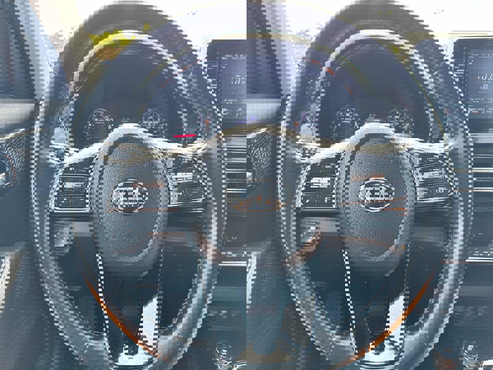 Used 2021 Kia Seltos EX image 9