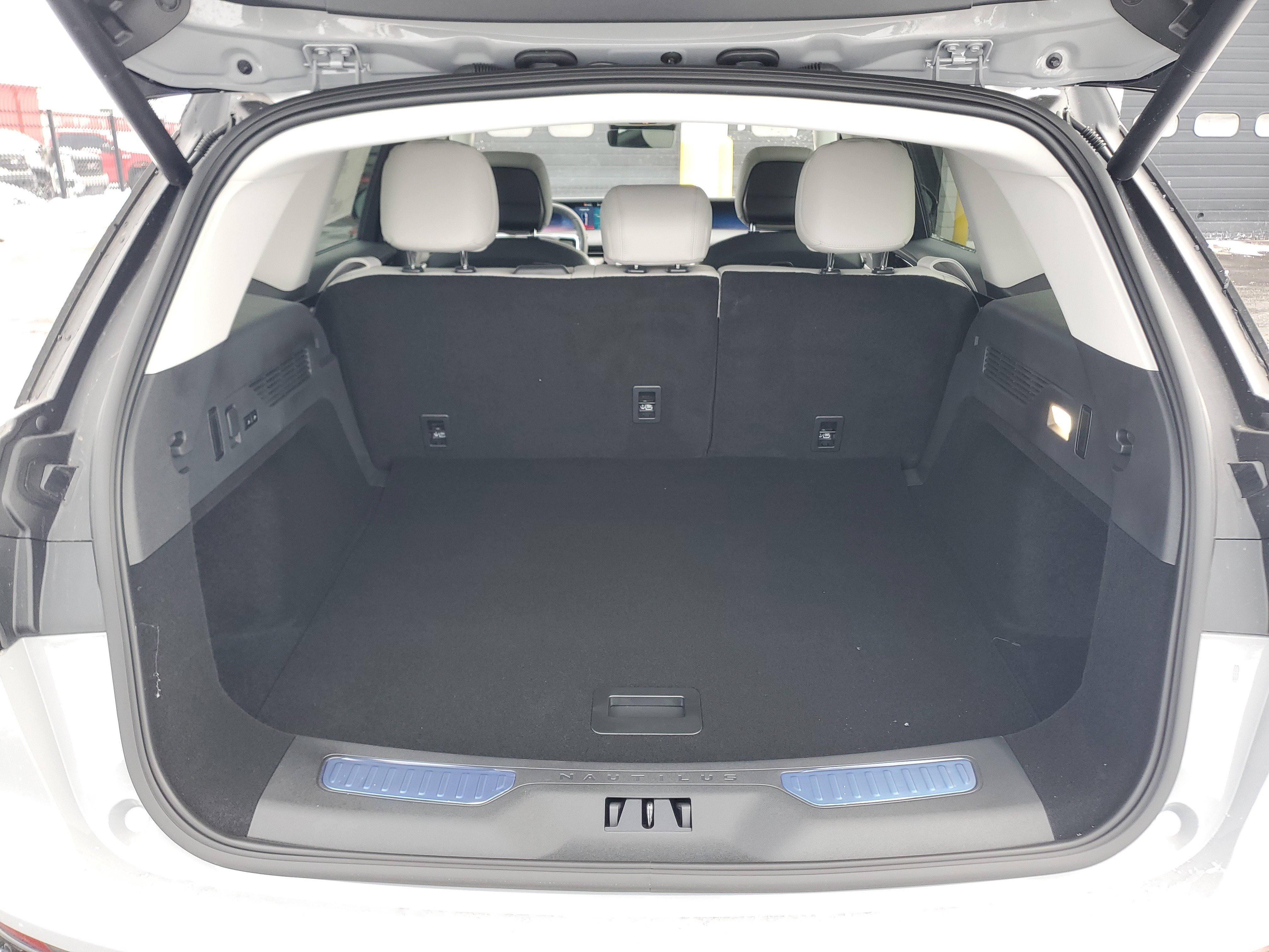 New 2026 Lincoln Nautilus Reserve image 32