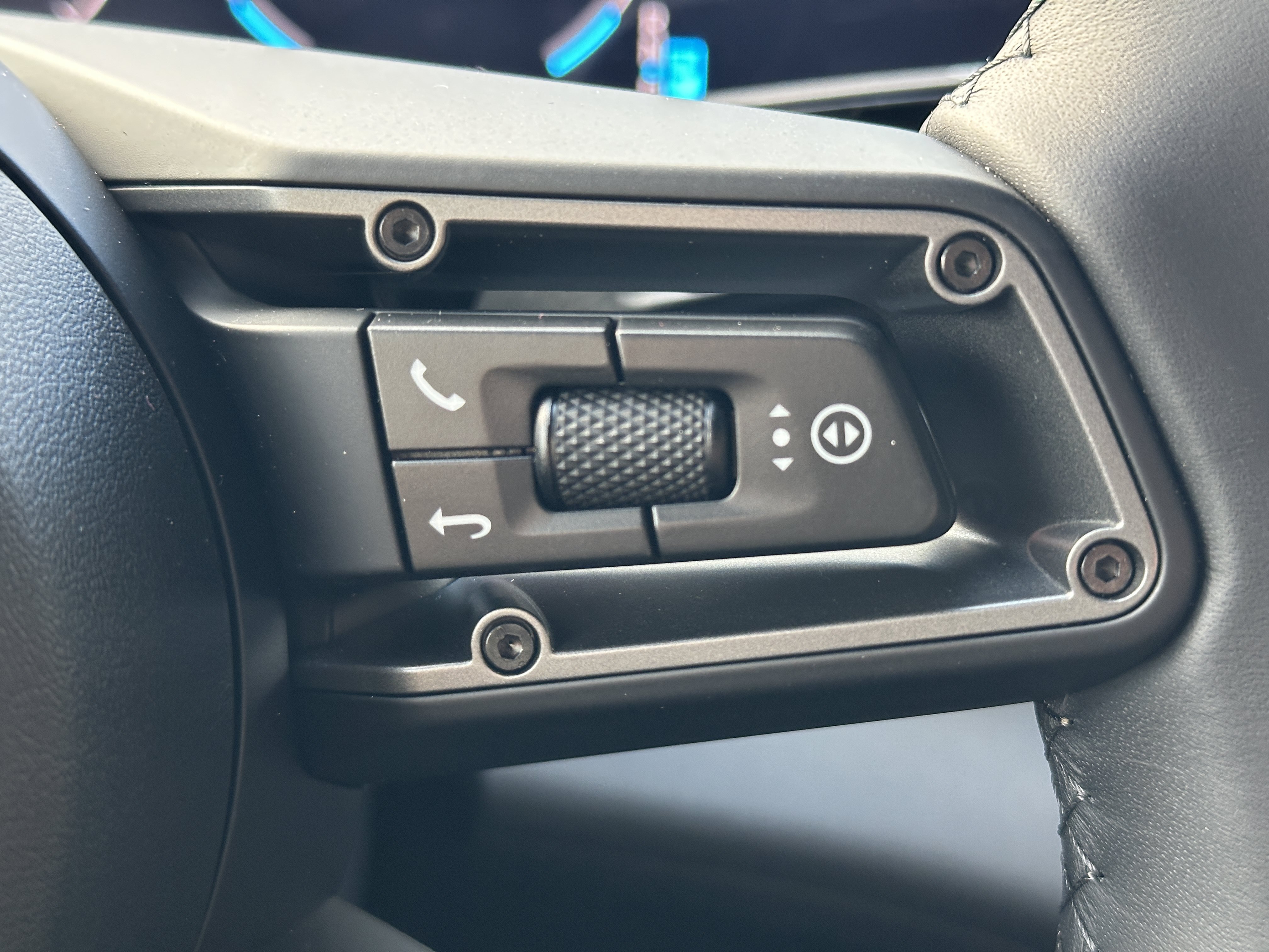 New 2026 Porsche Taycan 4S AWD/4WD image 26