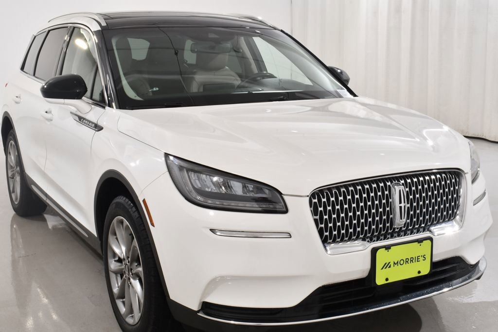 Used 2022 Lincoln Corsair AWD w/ Premium Package image 4