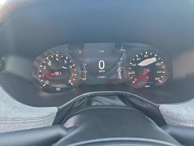 Used 2023 Jeep Compass Latitude AWD/4WD image 10