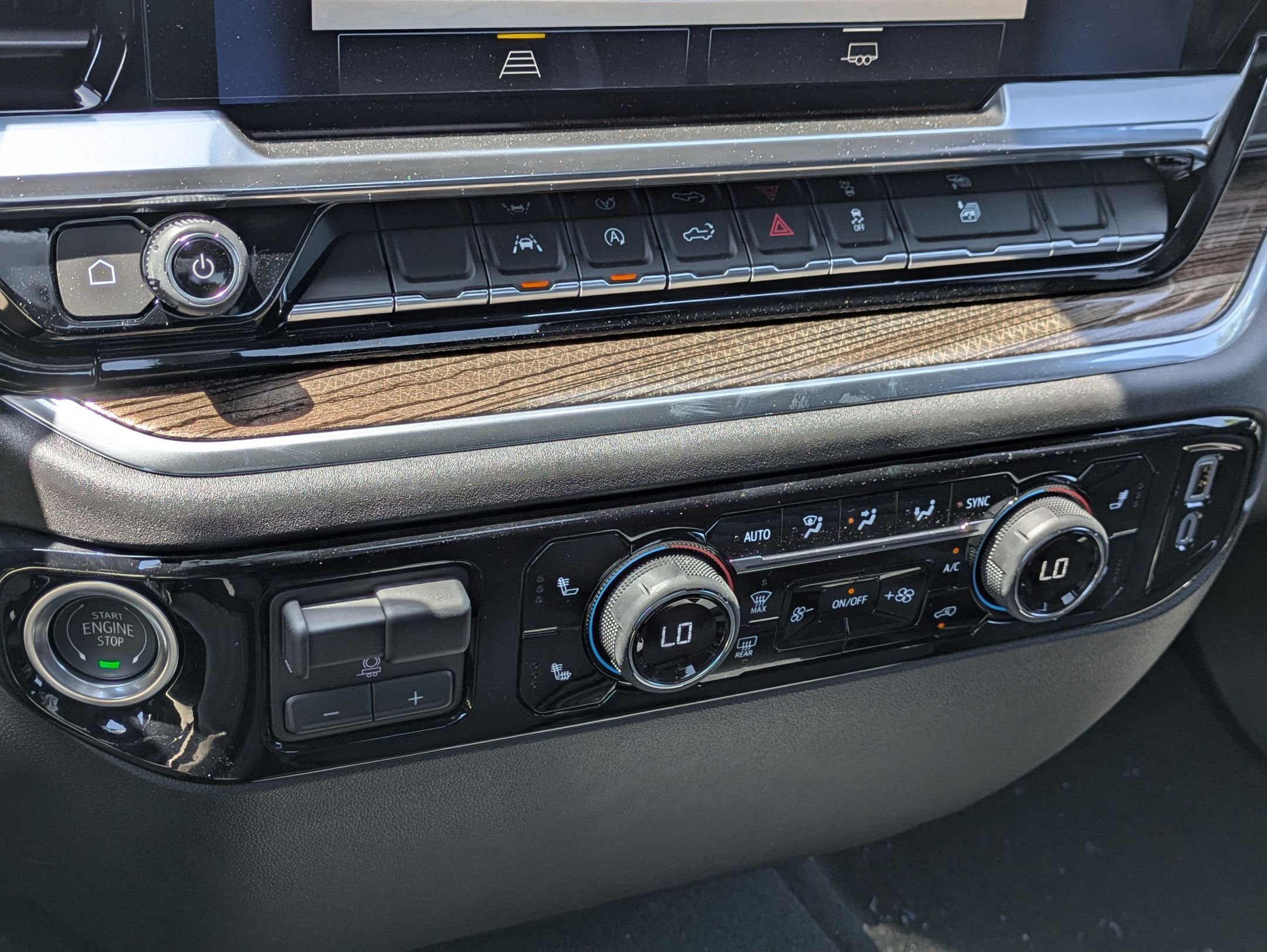 Used 2025 Chevrolet Silverado 1500 RST w/ Protection Package image 18