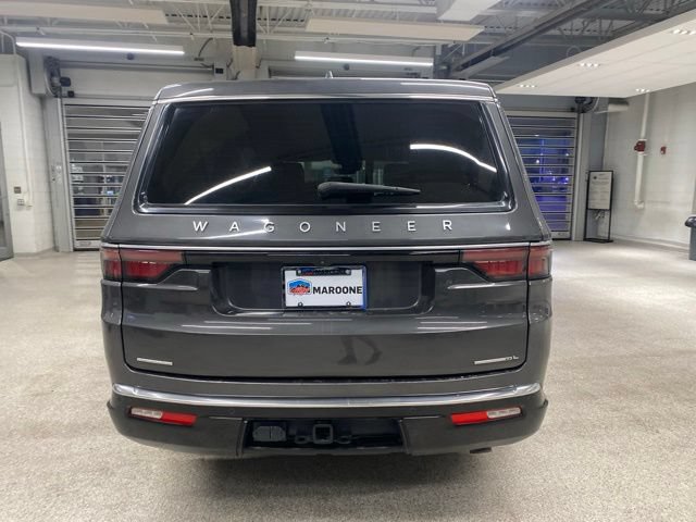 Used 2023 Jeep Wagoneer L Series II AWD/4WD image 6