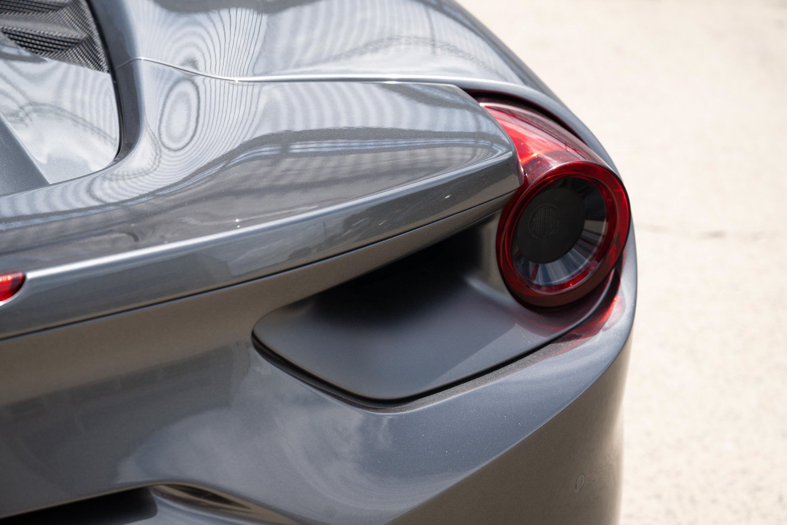 Used 2017 Ferrari 488 Spider RWD image 25