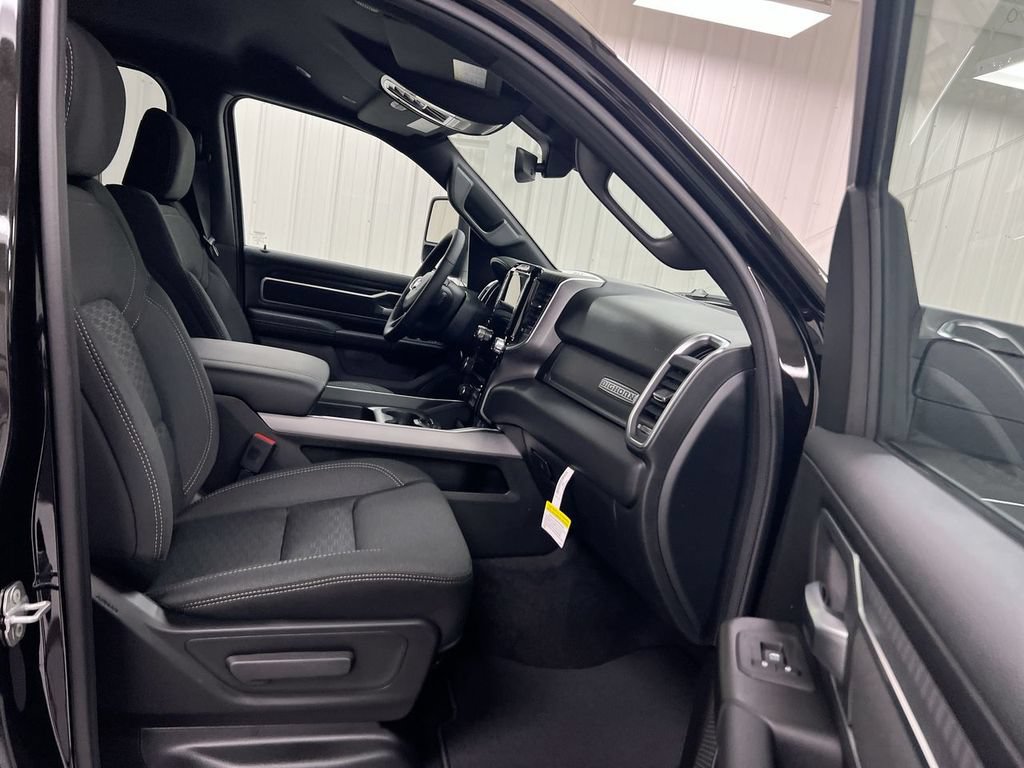 New 2026 RAM 1500 Big Horn AWD/4WD image 22