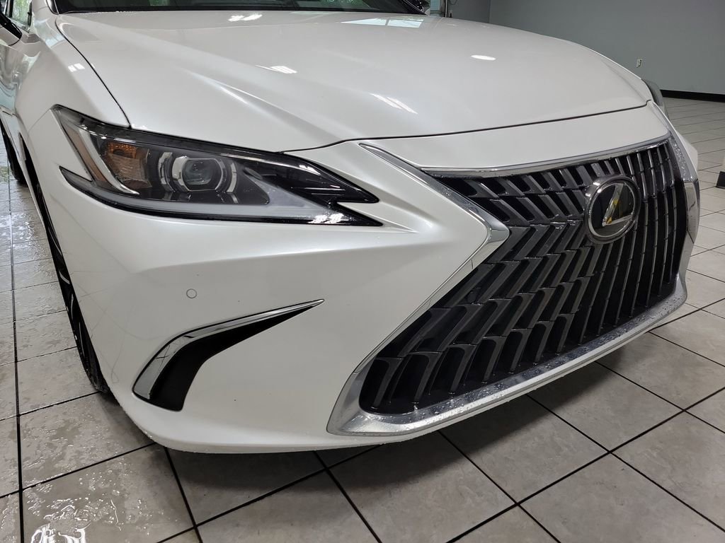 Used 2024 Lexus ES 300h w/ Premium Package FWD image 24