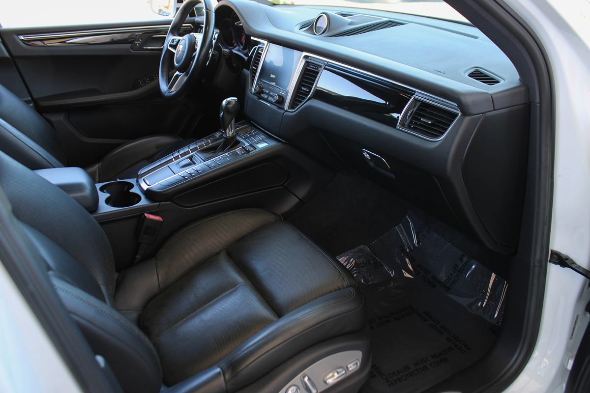 Used 2017 Porsche Macan S AWD/4WD image 16