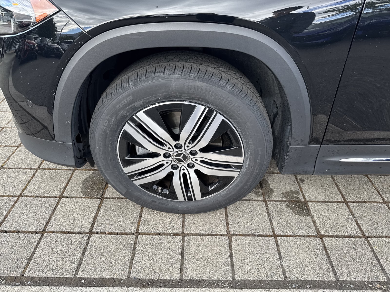 Certified 2024 Mercedes-Benz EQB 300 4MATIC image 9