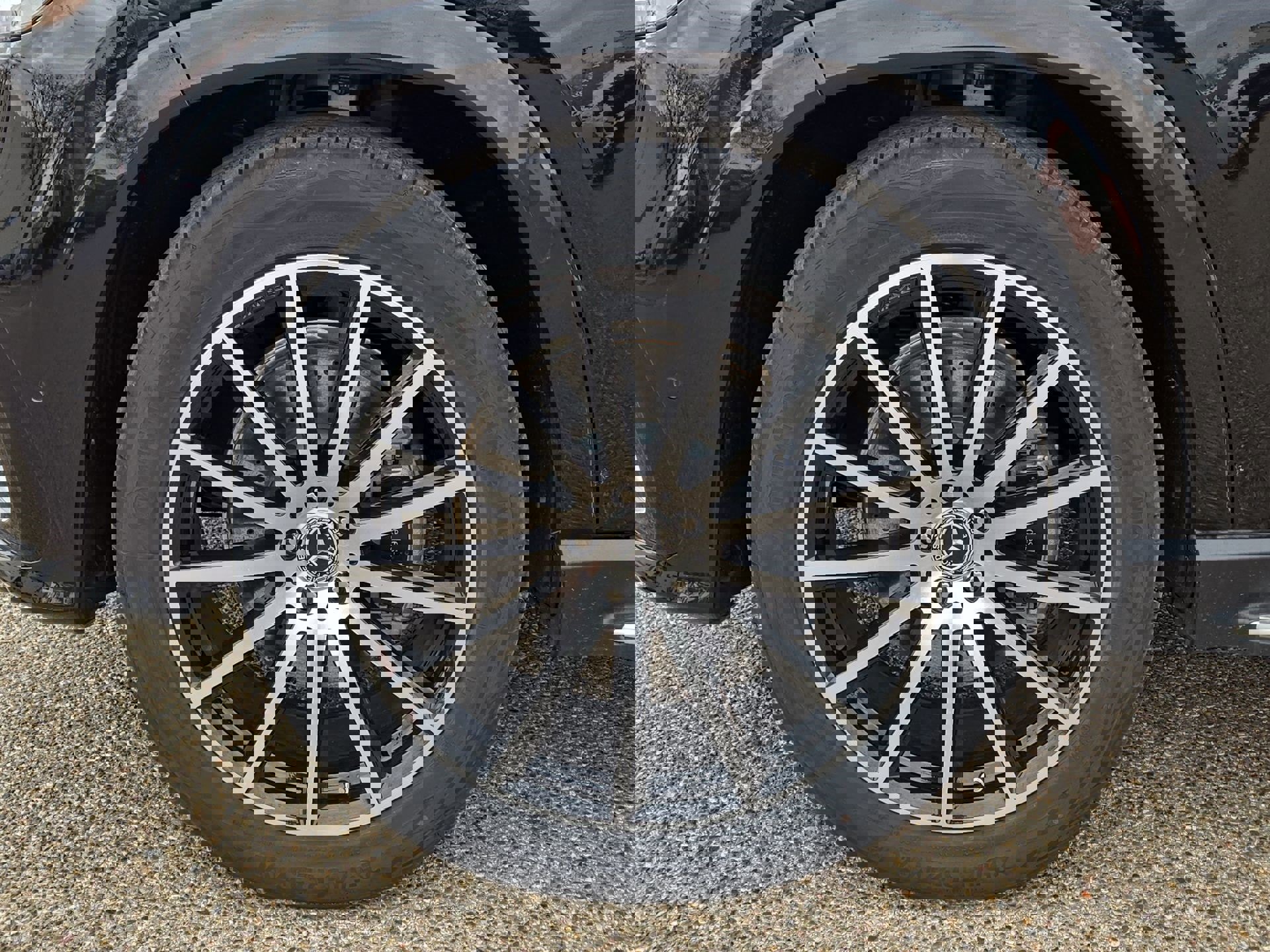 New 2025 Mercedes-Benz GLS 580 4MATIC image 11