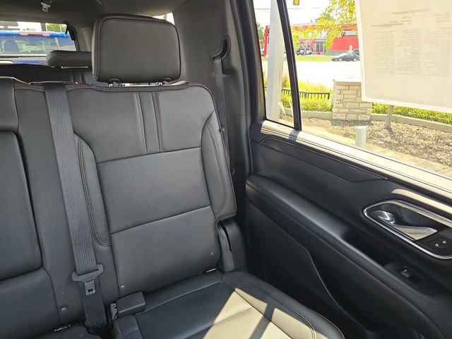 Certified 2023 Chevrolet Suburban RST w/ Sport Performance Package AWD/4WD image 14