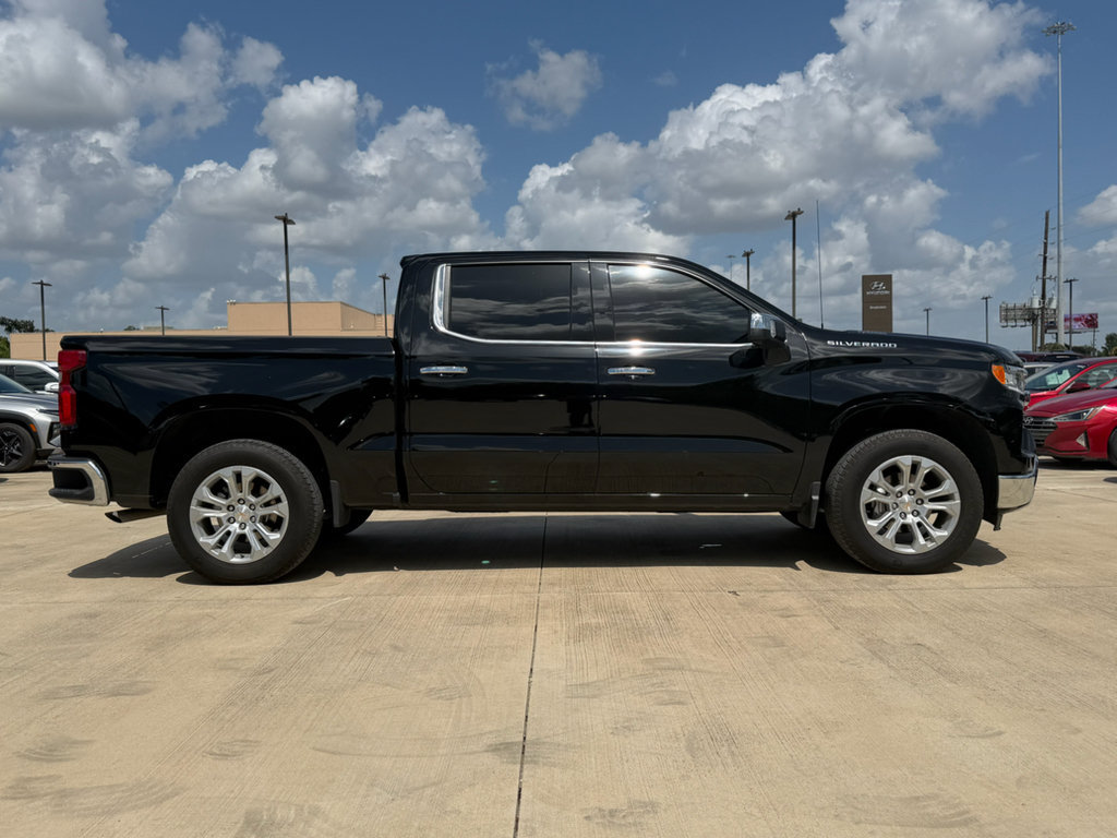 Used 2025 Chevrolet Silverado 1500 LTZ w/ LTZ Convenience Package II RWD image 8
