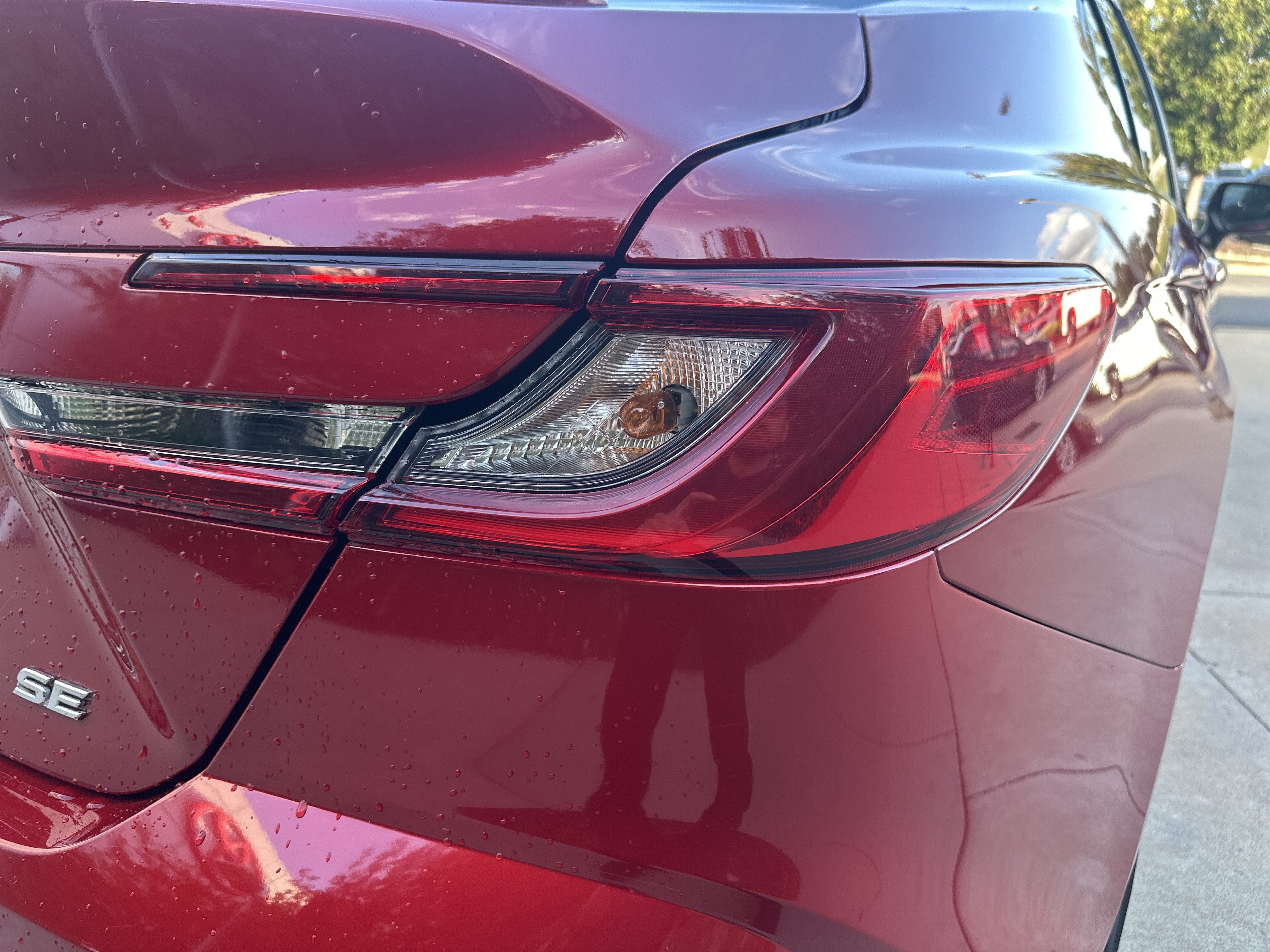 Used 2025 Toyota Camry SE FWD image 12