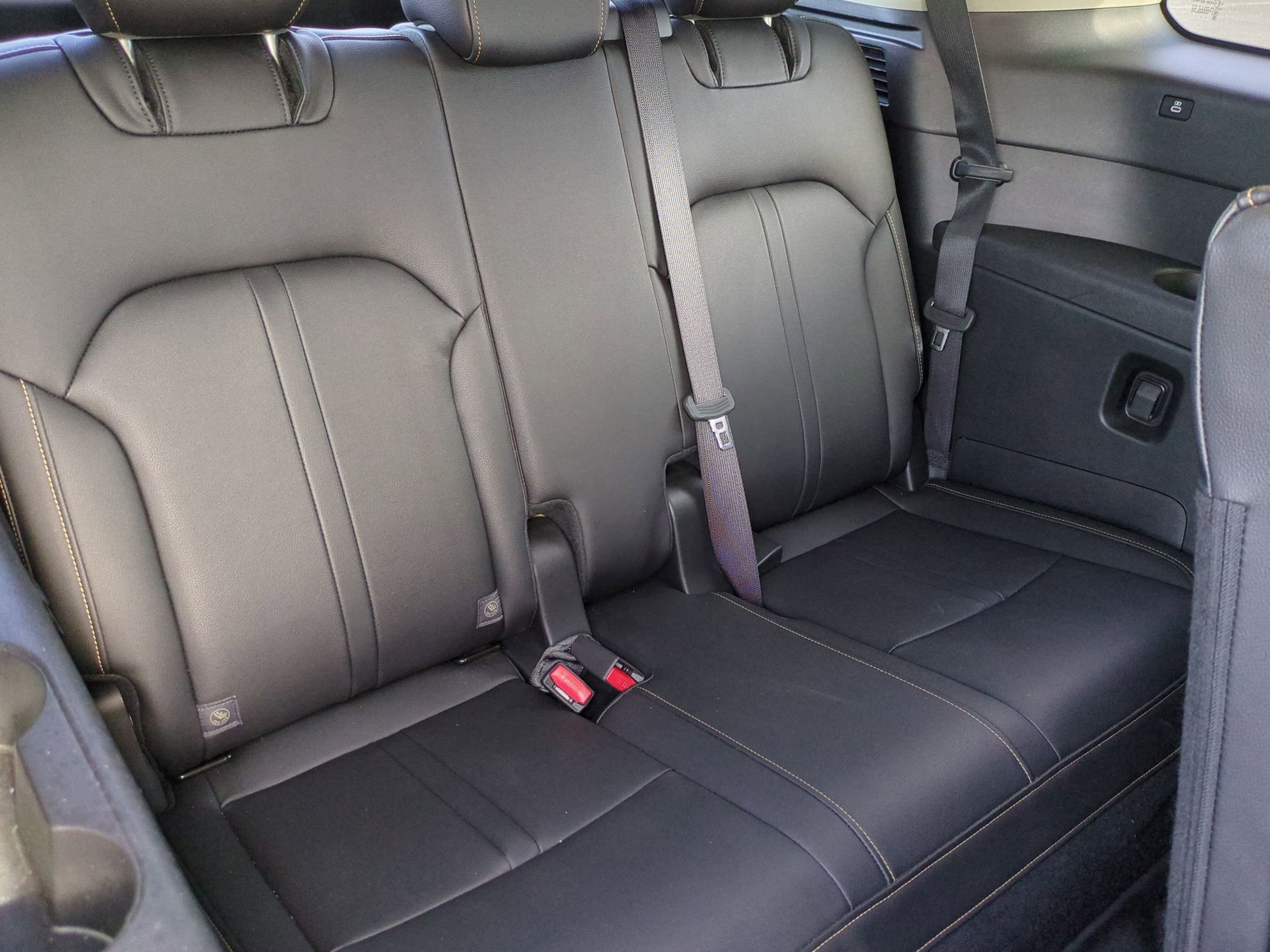 Certified 2024 MAZDA CX-90 Plug-In Hybrid w/ Preferred image 37