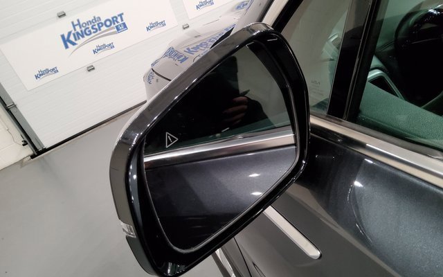 Used 2023 Kia Sorento LX image 22