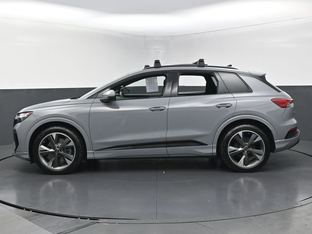 Used 2024 Audi Q4 e-tron Premium w/ Convenience Package image 5