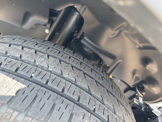 Used 2023 Jeep Wrangler Unlimited Sahara w/ Cold Weather Group AWD/4WD image 13