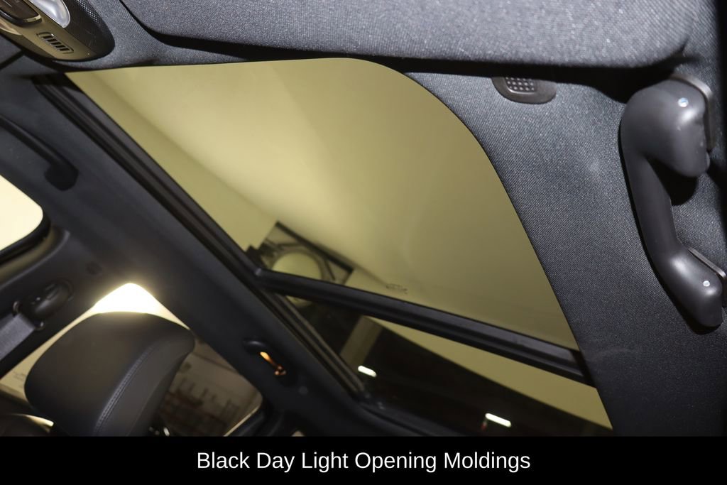 Used 2024 Jeep Compass Limited w/ High Altitude Package image 27