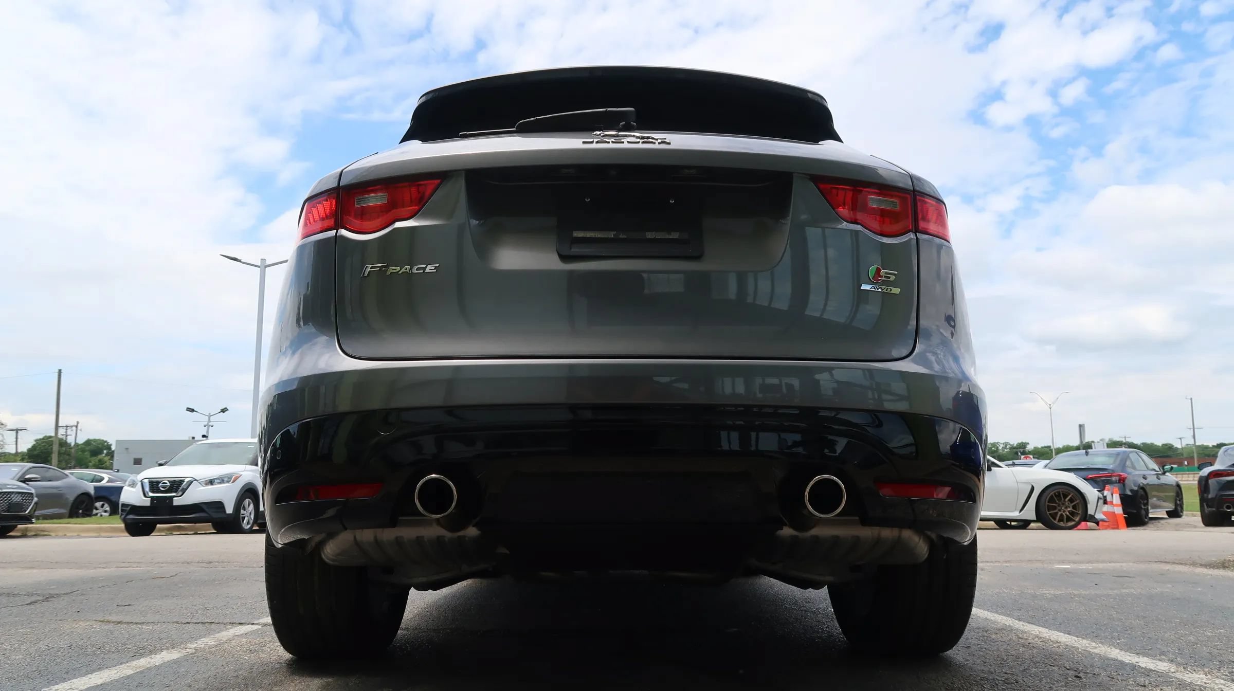 Used 2017 Jaguar F-PACE S AWD/4WD image 10