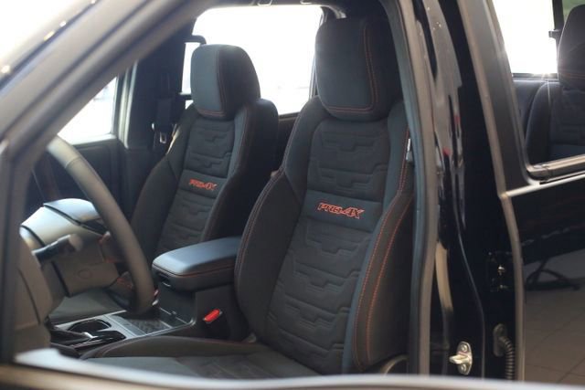 New 2025 Nissan Frontier PRO-4X w/ Pro Convenience Package image 7