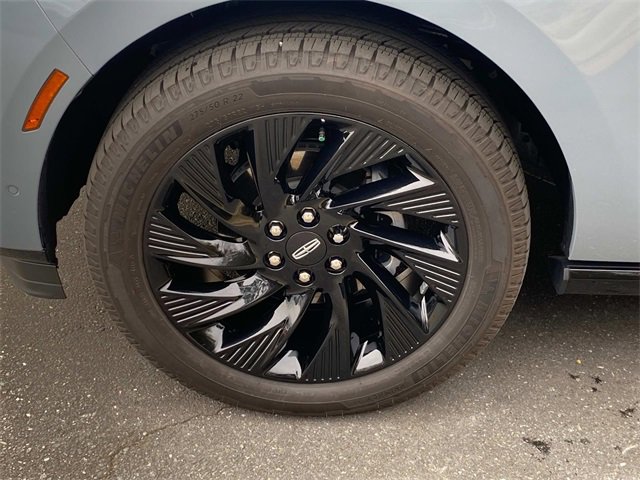 Used 2025 Lincoln Navigator Reserve w/ Jet Appearance Package image 6