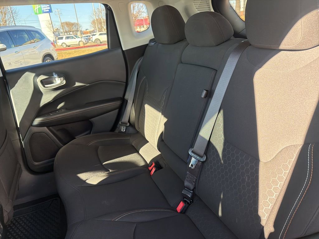 Used 2021 Jeep Compass Sport w/ Cold Weather Group image 19