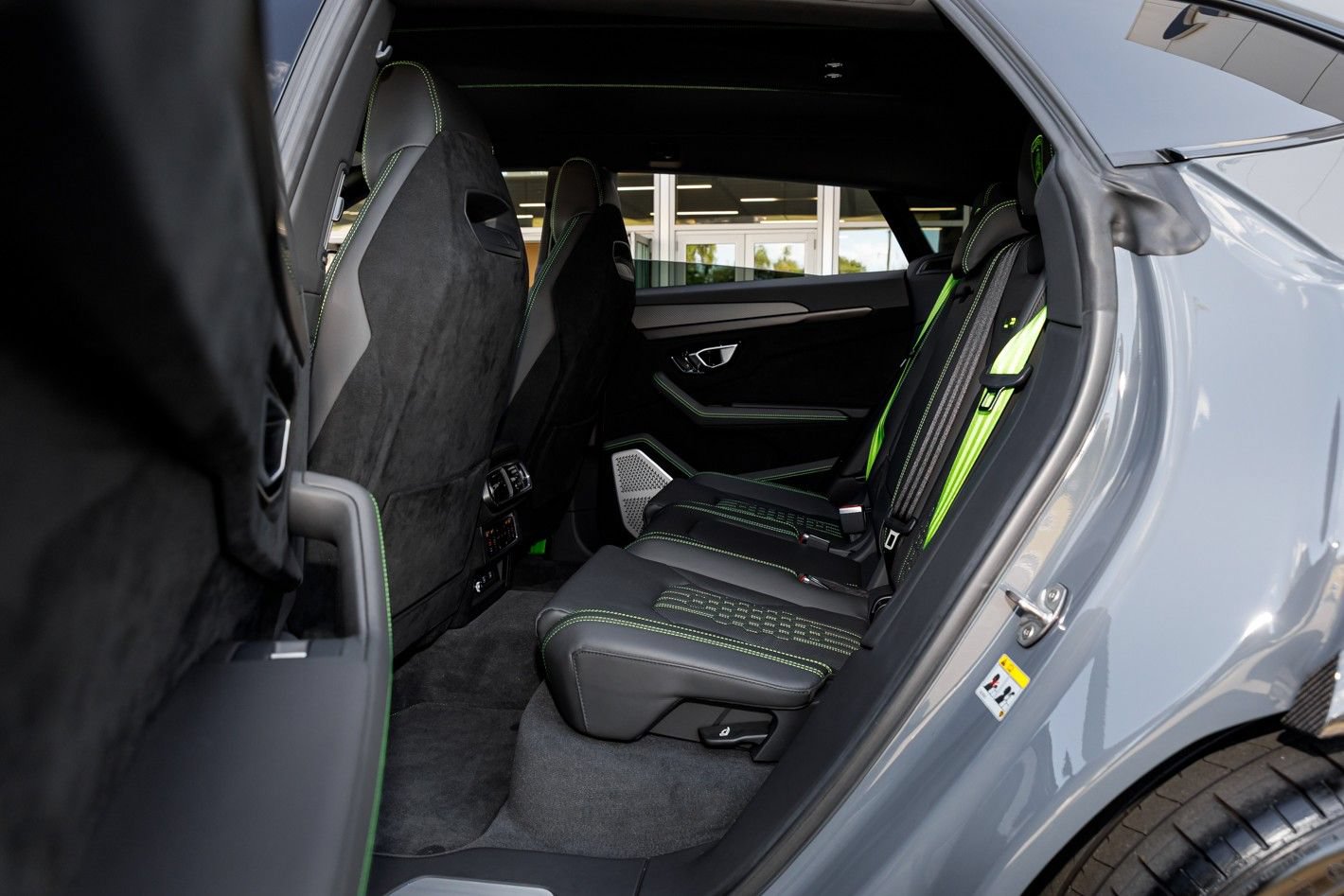 Used 2023 Lamborghini Urus Performante AWD/4WD image 70