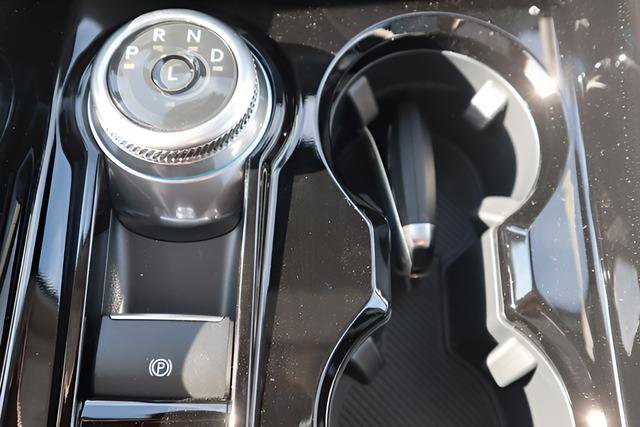 New 2026 Ford Explorer Platinum w/ LUX Leather Package image 16