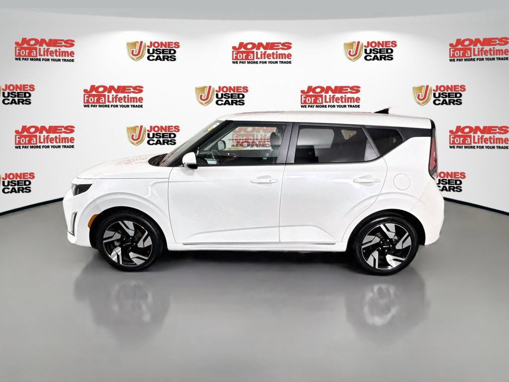 Certified 2025 Kia Soul GT-Line FWD image 14