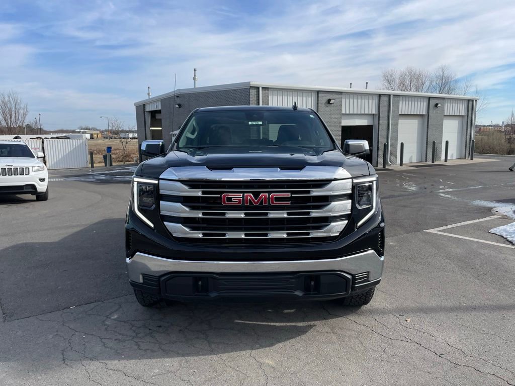 New 2026 GMC Sierra 1500 SLE w/ X31 Off-Road Package image 2