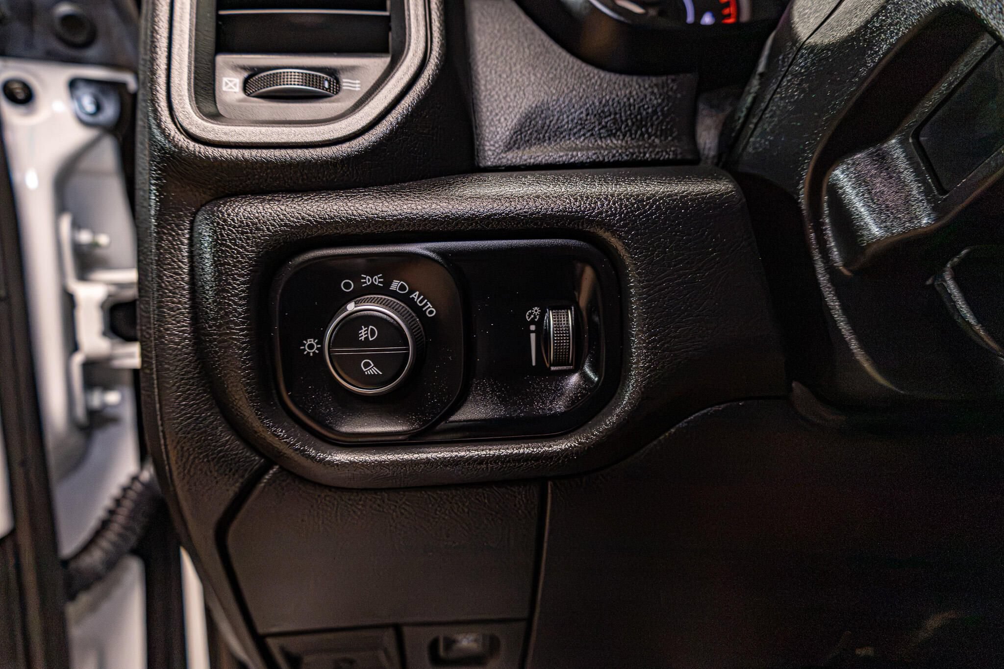 Used 2025 RAM 3500 Tradesman AWD/4WD image 18
