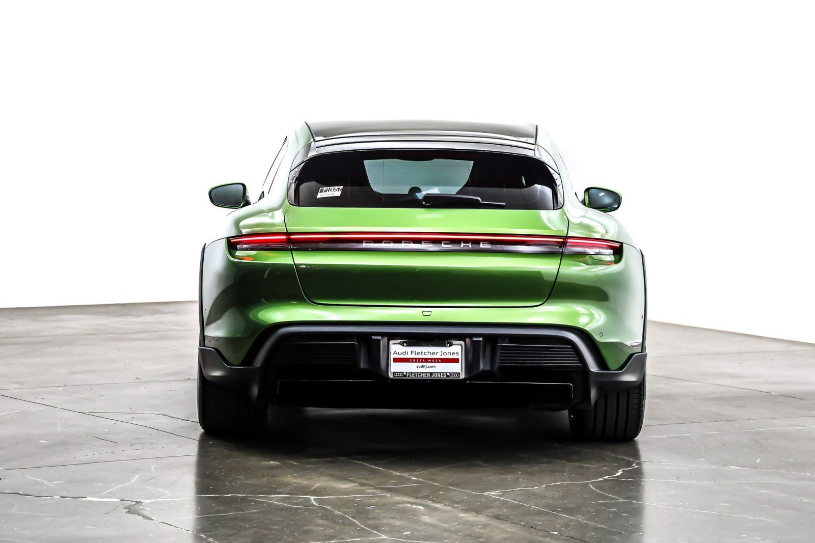 Used 2023 Porsche Taycan 4S image 4