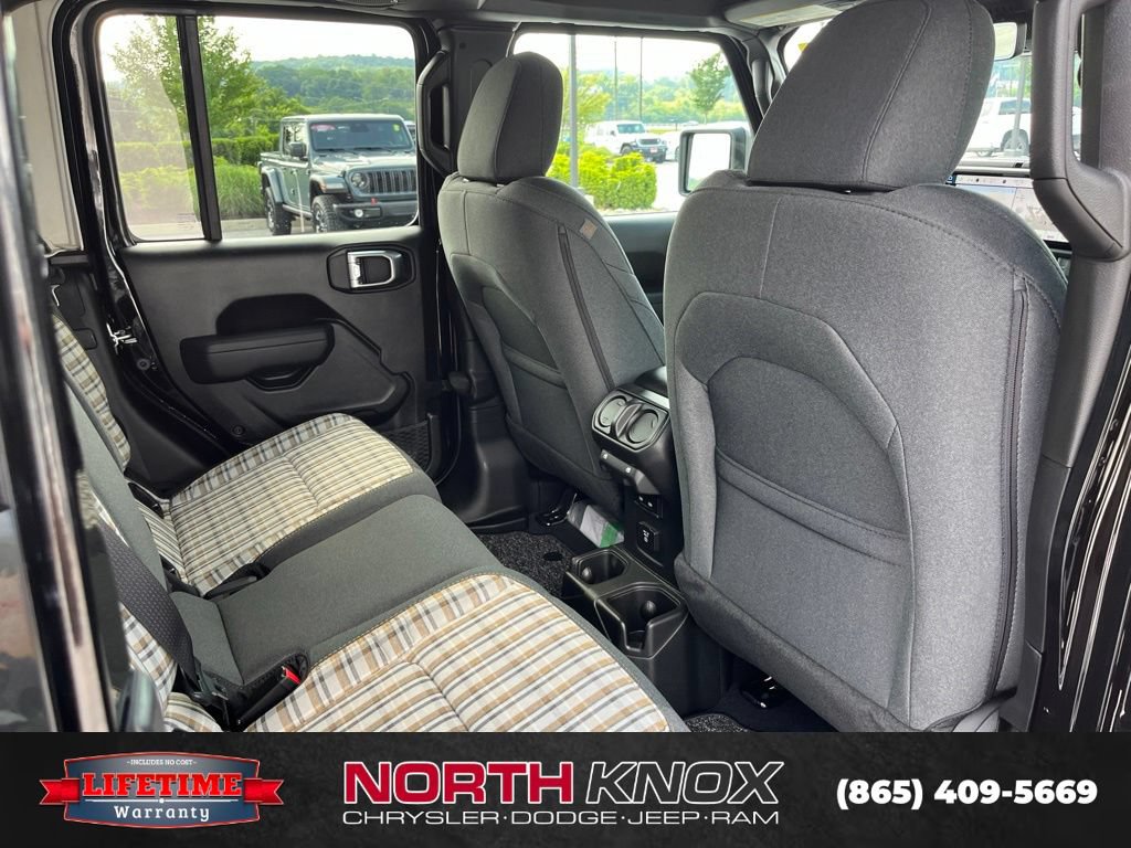New 2026 Jeep Gladiator Sport AWD/4WD image 24