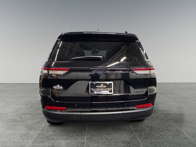 Used 2024 Jeep Grand Cherokee Limited w/ Black Appearance Package image 23
