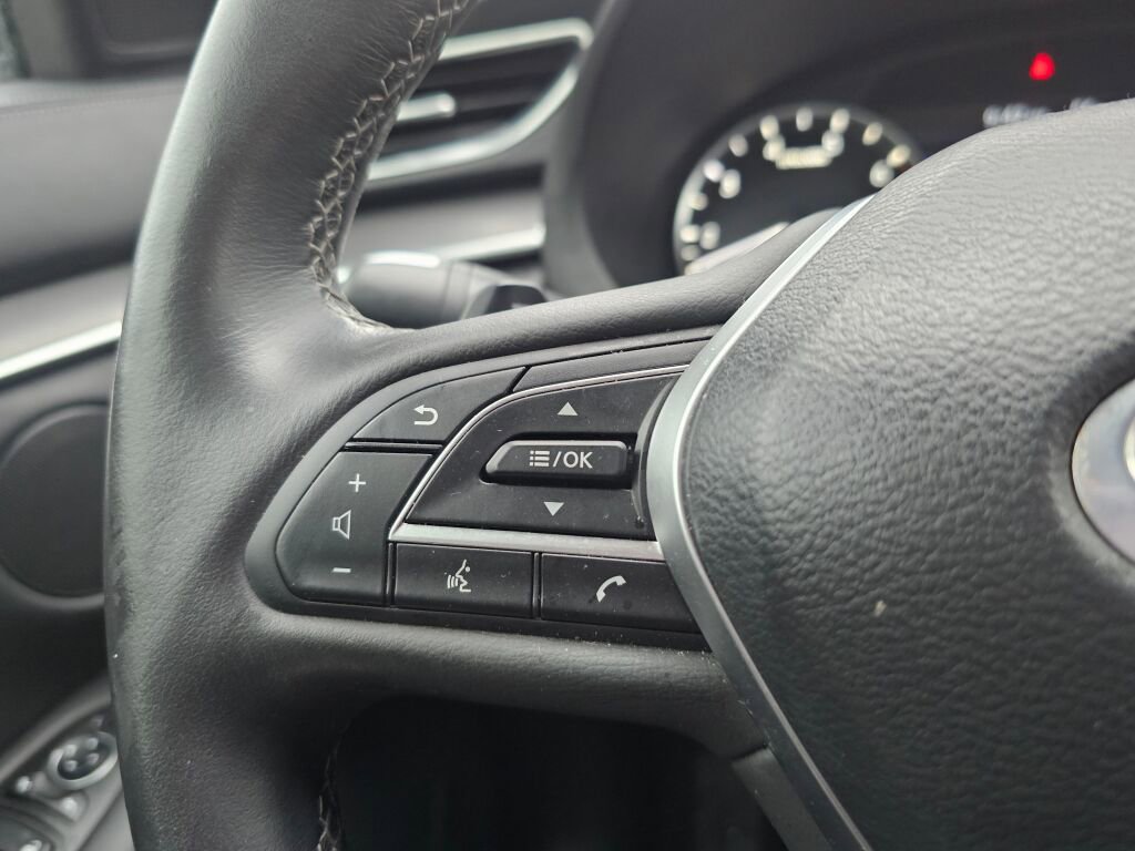 Used 2024 INFINITI QX55 Luxe image 32