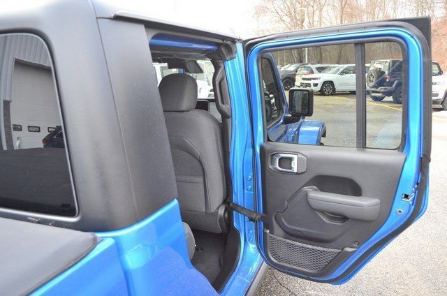New 2026 Jeep Gladiator Sport AWD/4WD image 29