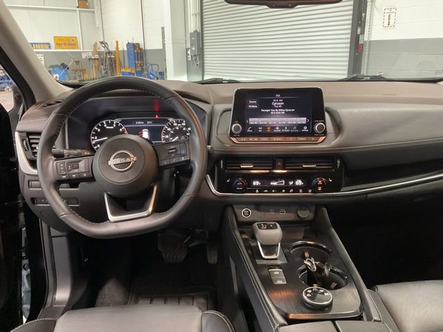Used 2023 Nissan Rogue SL AWD/4WD image 12