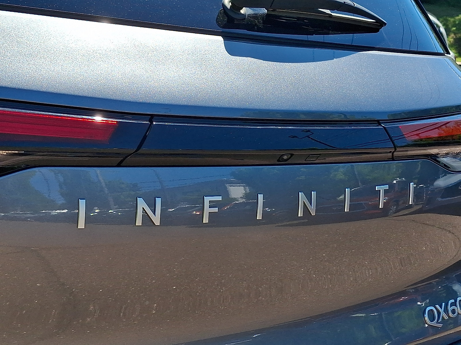 Certified 2026 INFINITI QX60 Luxe w/ Cargo Package AWD/4WD image 31