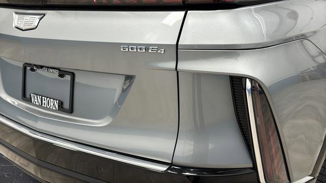 Used 2024 Cadillac Lyriq Luxury image 36
