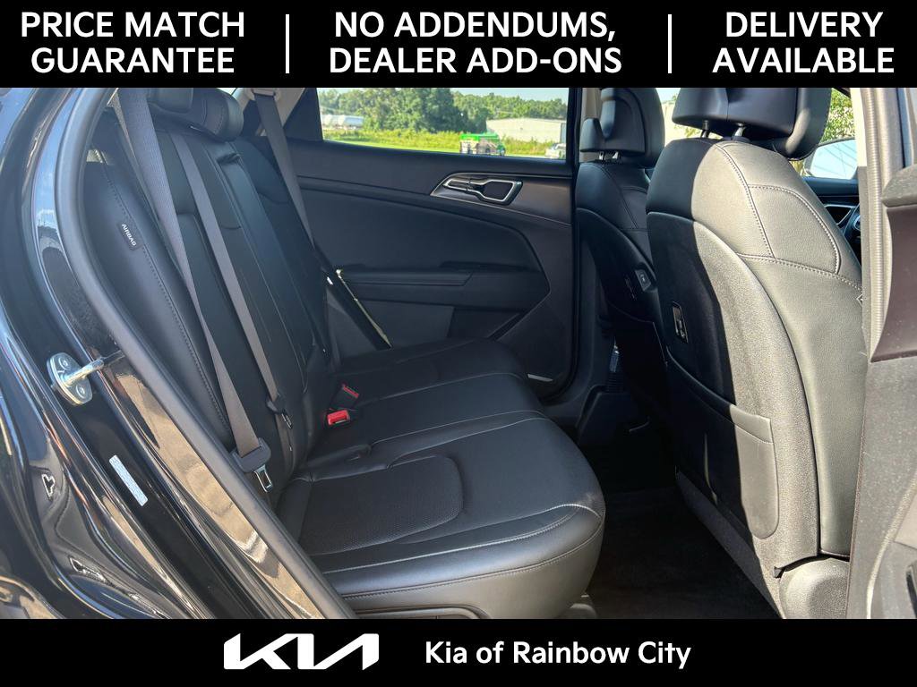 Used 2025 Kia Sportage EX FWD image 15