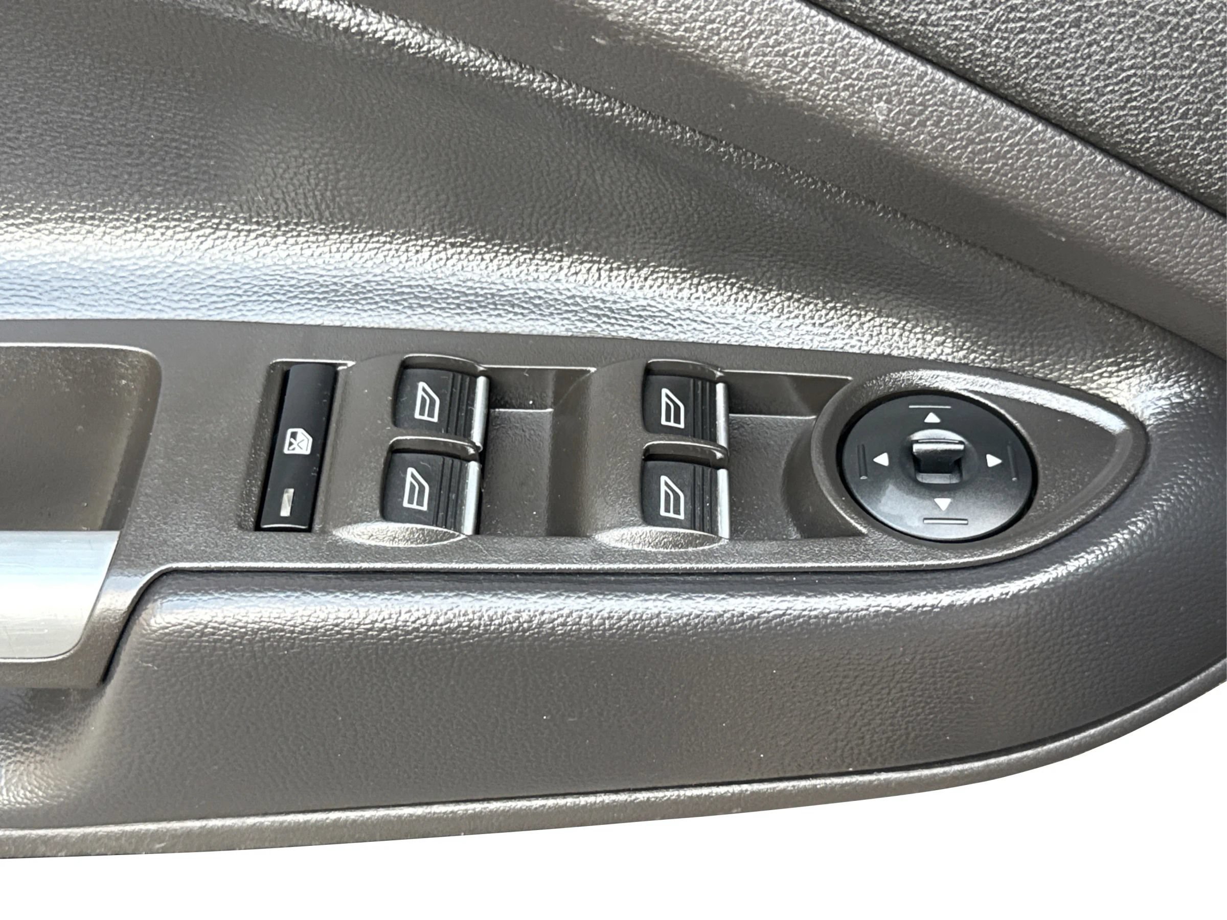 Used 2019 Ford Escape SE FWD image 20