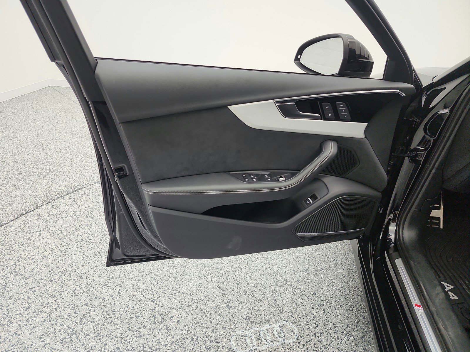 Used 2023 Audi A4 2.0T Premium Plus w/ Premium Plus Package image 23