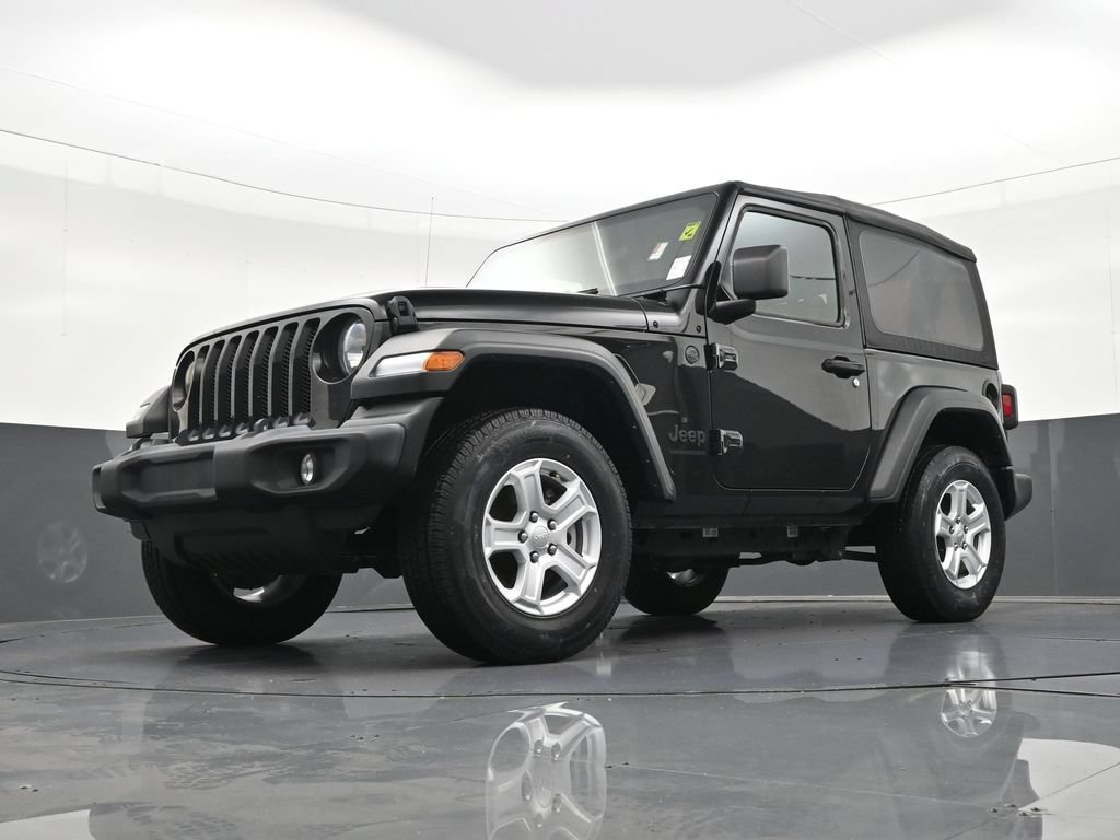 Used 2022 Jeep Wrangler Sport AWD/4WD image 22