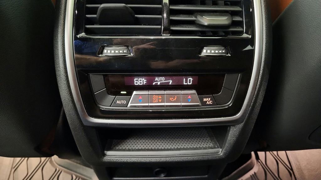 Used 2021 BMW X6 M50i w/ Executive Package AWD/4WD image 35