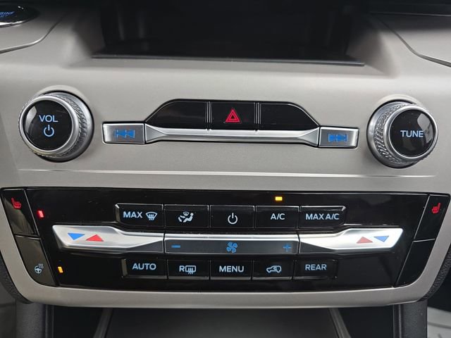 Used 2023 Ford Explorer XLT w/ Equipment Group 202A image 25