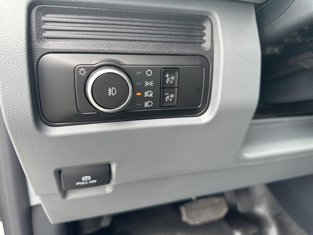 New 2026 Ford F550 4x4 Supercab Super Duty image 15